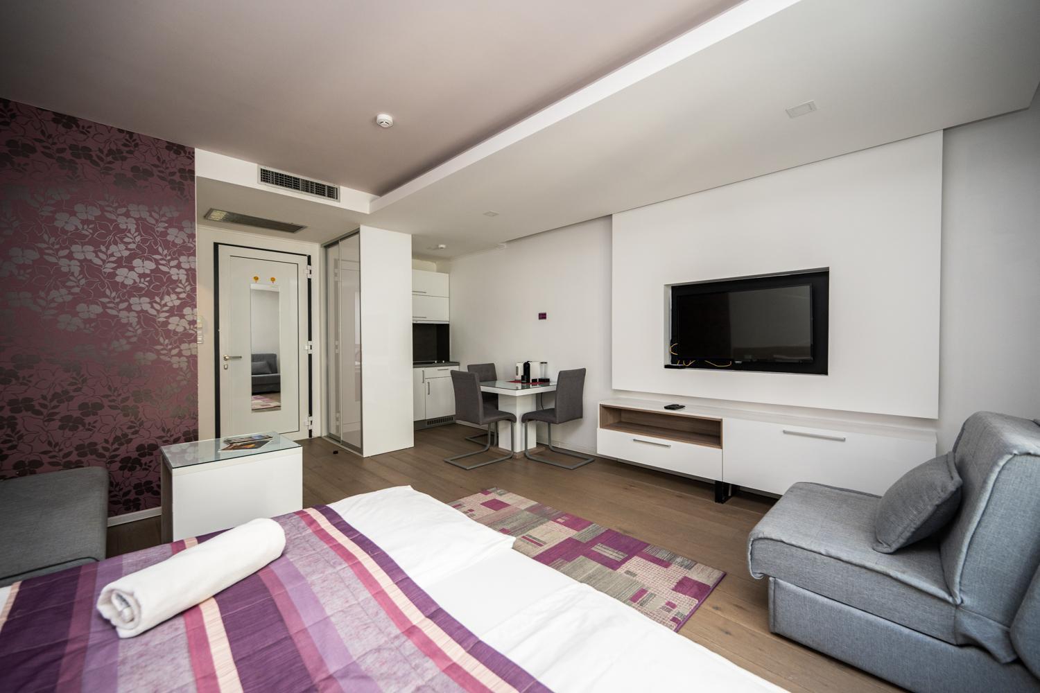 Modern And Design Apartments Near Cathedral Сараєво Екстер'єр фото